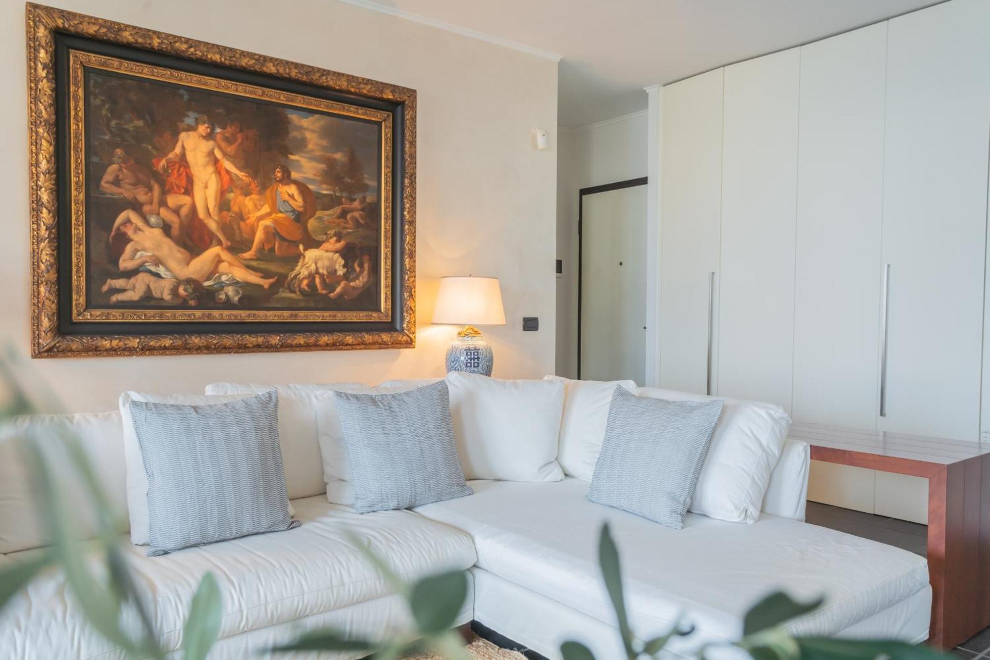 Apartamento Besana 9 On The - Private Garden & Parking By Rent *