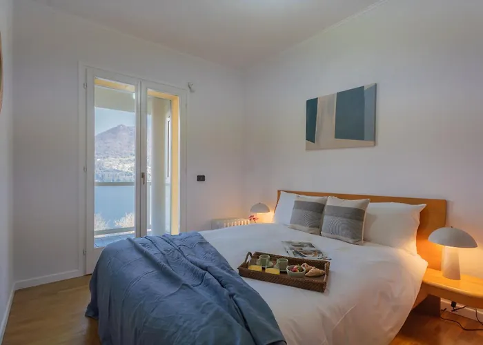 Besana 9 On The Lake - Private Garden & Parking By Rent All Como
