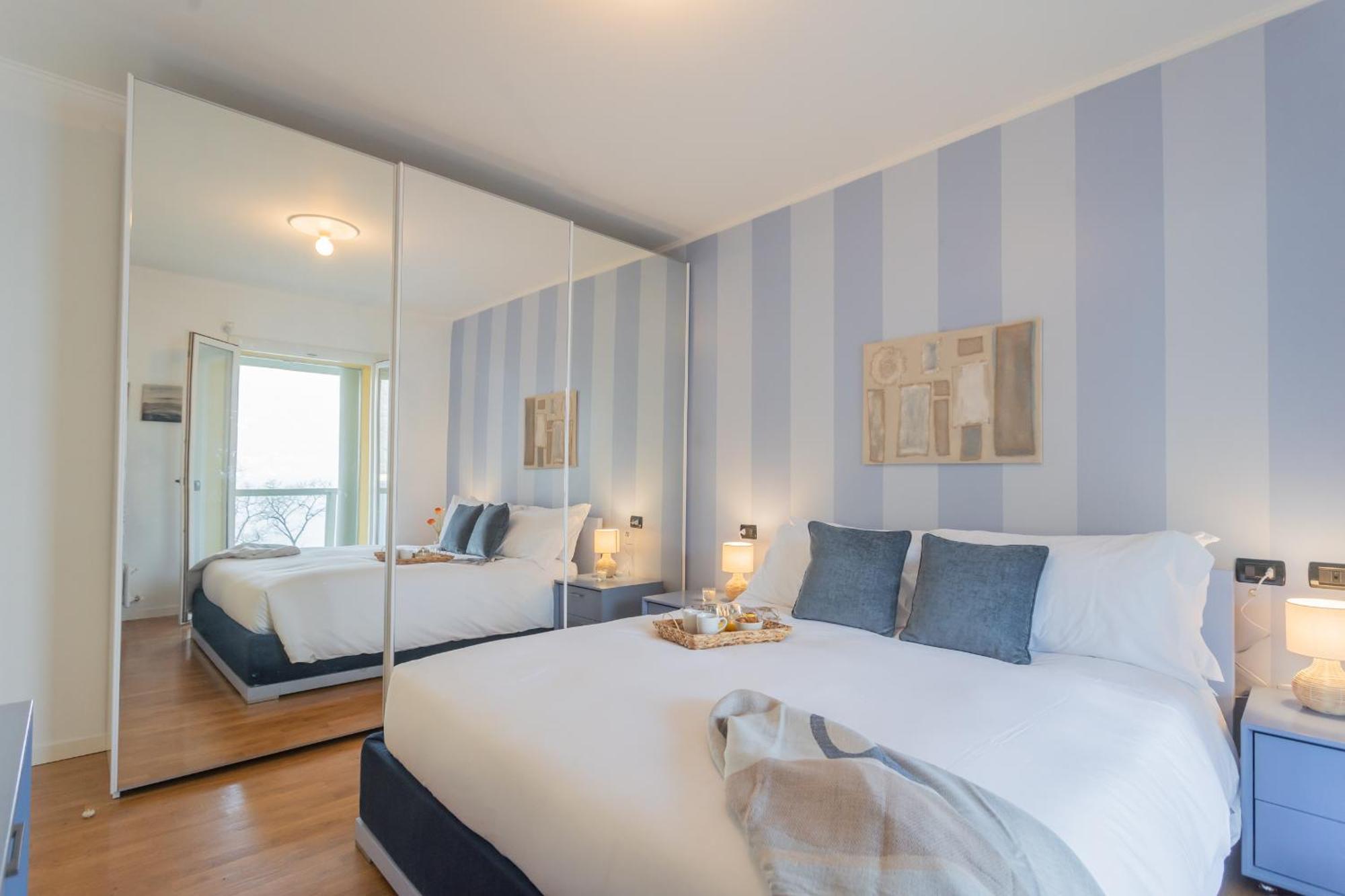 Apartment Besana 9 On The - Private Garden & Parking By Rent Moltrasio