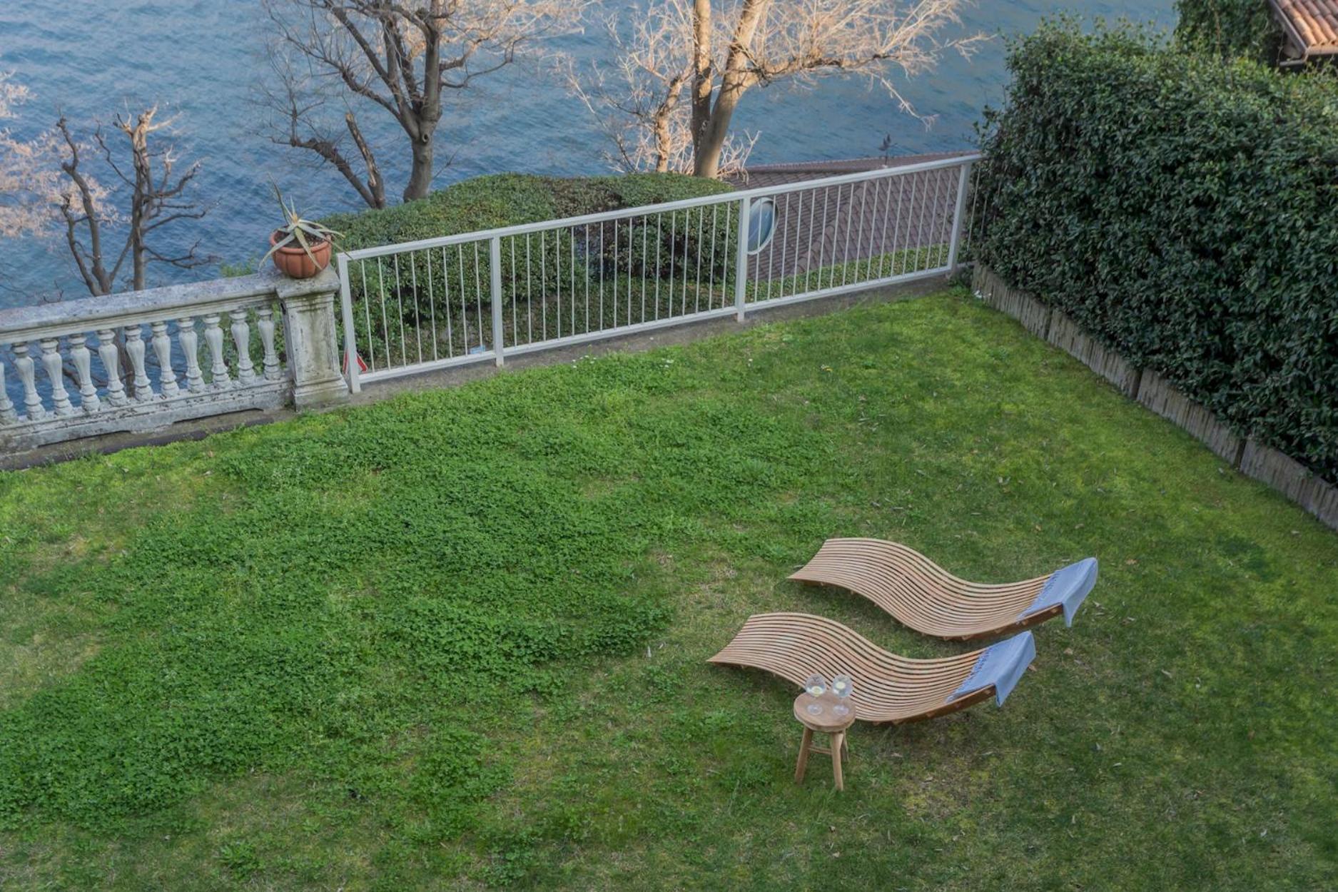 Apartment Besana 9 On The - Private Garden & Parking By Rent